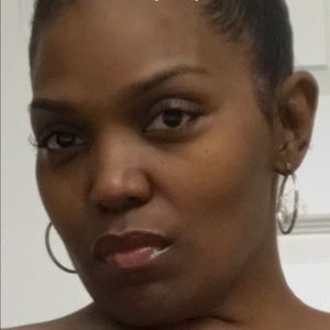 Meet your Posher, Leteia